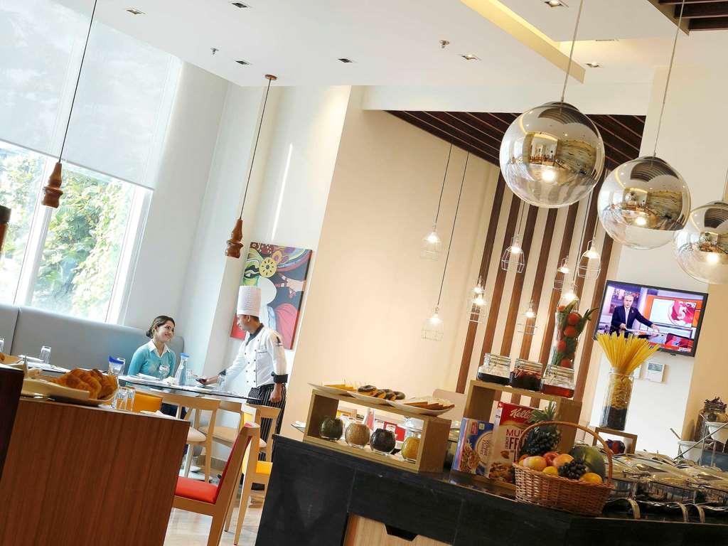 Ibis Kochi City Centre - An Accor Brand Dış mekan fotoğraf