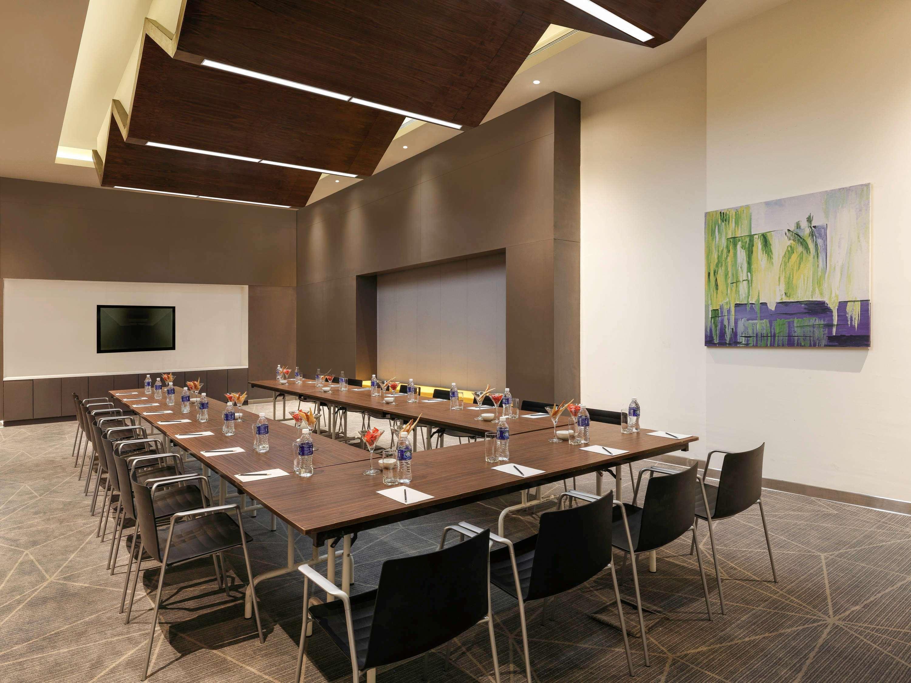 Ibis Kochi City Centre - An Accor Brand Dış mekan fotoğraf