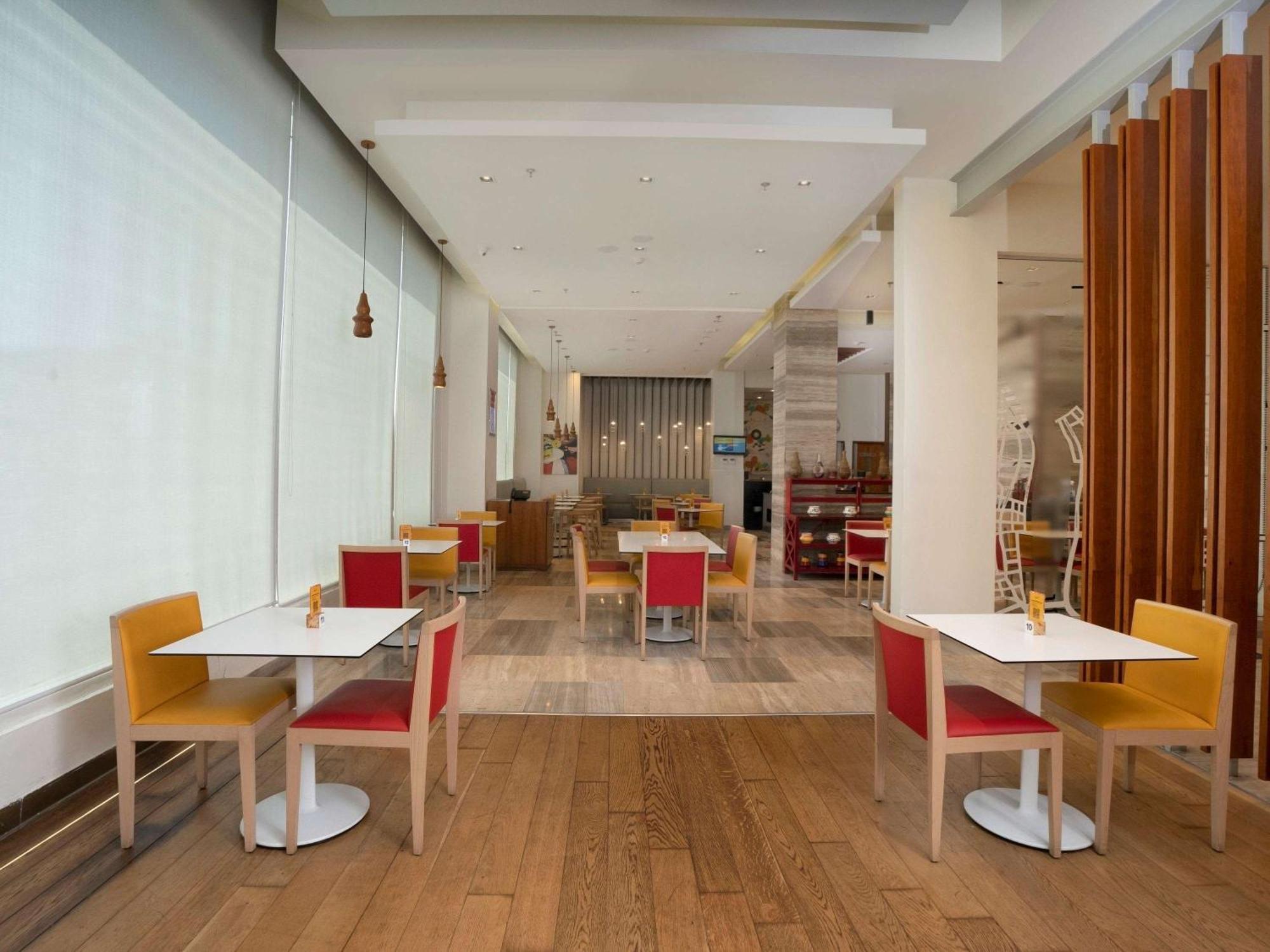 Ibis Kochi City Centre - An Accor Brand Dış mekan fotoğraf